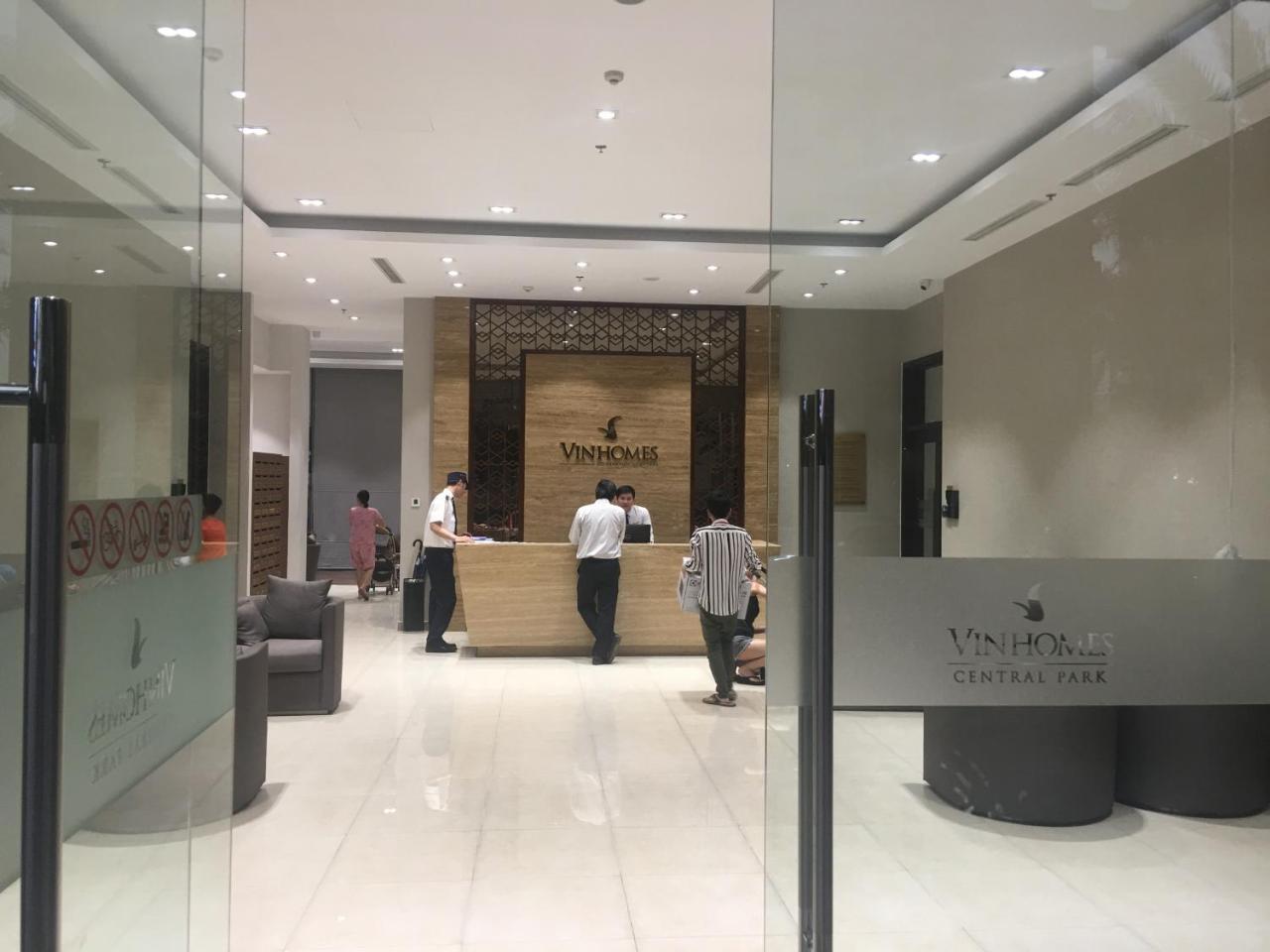 Khách sạn Vinhomes Park Jack Luxury Service